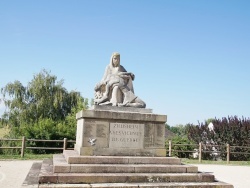Photo paysage et monuments, Zillisheim - le monument aux morts