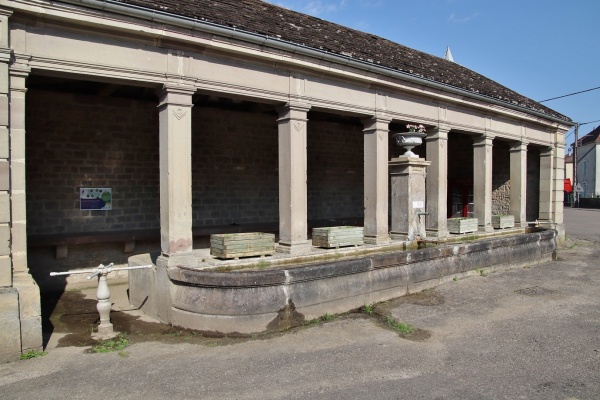 Photo Anjeux - la fontaine