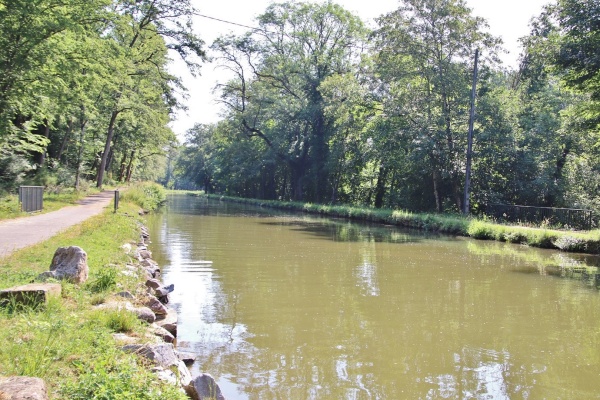 Photo La Basse-Vaivre - le lac