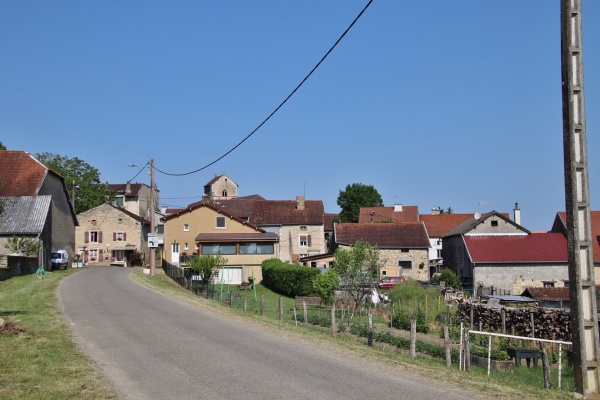 Photo Bourbévelle - le village