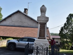 Photo paysage et monuments, Bourbévelle - le monument aux morts