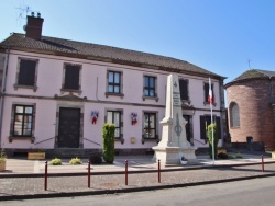 Photo paysage et monuments, Corbenay - la mairie et le monument aux morts