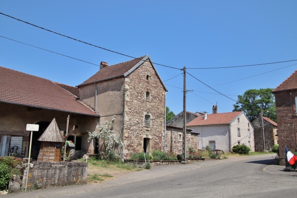 Photo Fontenois-la-Ville - le village
