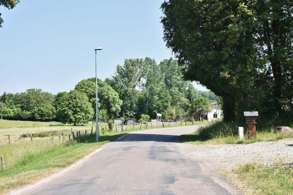 Photo Francalmont - le village