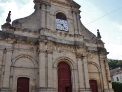Photo paysage et monuments, Jussey - église saint Pierre