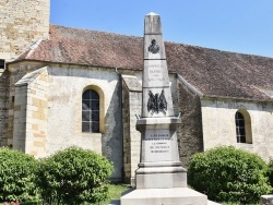 Photo paysage et monuments, Menoux - le monument aux morts