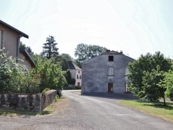 Photo paysage et monuments, Montcourt - le village
