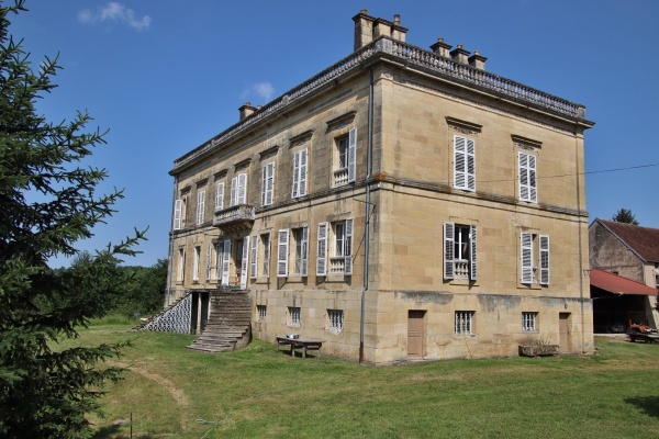 Photo Montureux-lès-Baulay - la mairie