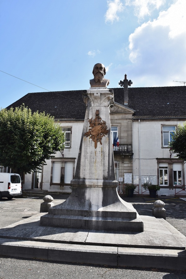 Photo Saint-Loup-sur-Semouse - le monument