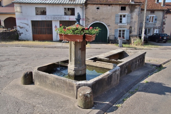 Photo Selles - la fontaine