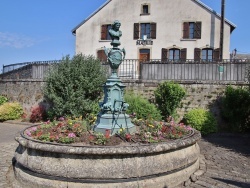 Photo paysage et monuments, Vougécourt - la fontaine