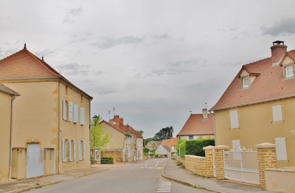 Photo Anzy-le-Duc - La Commune