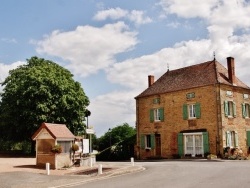 Photo paysage et monuments, Artaix - La Commune