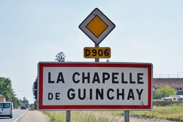 Photo La Chapelle-de-Guinchay - la chapelle de guinchay (71570)