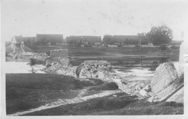 Photo Charette-Varennes - Pont de Saunières