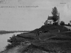 Photo vie locale, Charette-Varennes - carte postale ancienne de charette
