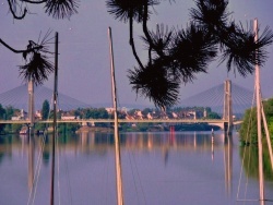 Photo paysage et monuments, Châtenoy-en-Bresse - Vue sur le pont de Bourgogne.