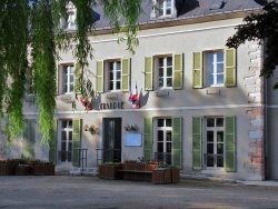 Photo paysage et monuments, Châtenoy-en-Bresse - Mairie de Châtenoy en Bresse.