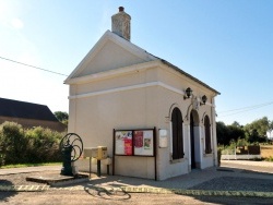 Photo paysage et monuments, Clux - La mairie de CLUX.71.Août 2013.