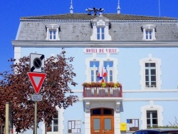 Photo paysage et monuments, Cuisery - Cuisery-71-Hôtel de ville.