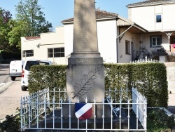 Photo paysage et monuments, Davayé - le Monument Aux Morts