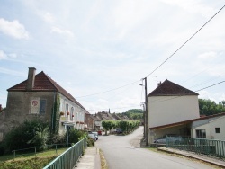 Photo paysage et monuments, Dennevy - le village