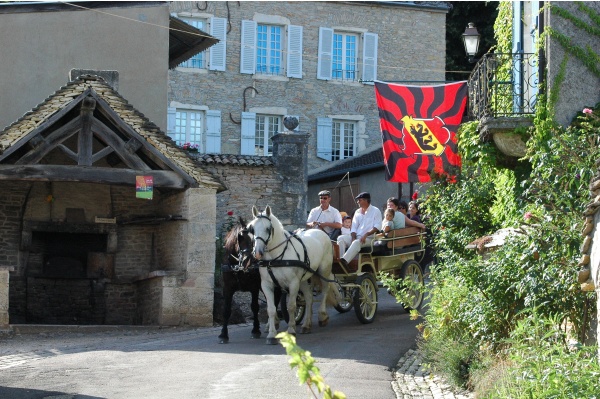 Promenade en calèche, fête de Russilly 2009