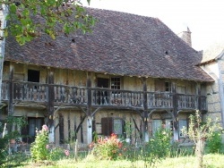 Photo paysage et monuments, Juif - Juif 71-La vieille grange-maison Bressanne.