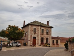 Photo paysage et monuments, Pruzilly - la mairie