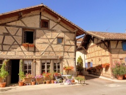 Photo paysage et monuments, Romenay - Romenay-71;La maison penchée.