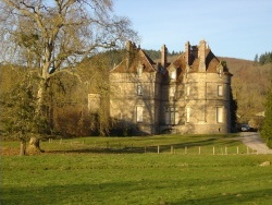 Photo paysage et monuments, Lucenay-l'Évêque - LUCENAY-L'EVÊQUE, le château de VISIGNEUX.