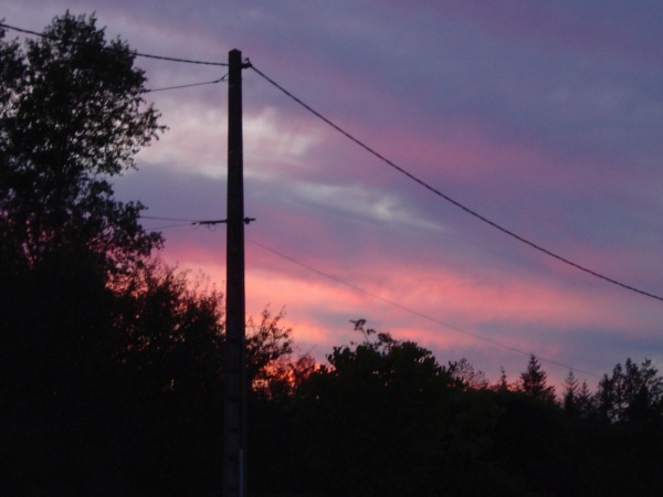 Photo Roussillon-en-Morvan - Un coucher de soleil sur le Morvan