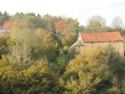 Photo paysage et monuments, Roussillon-en-Morvan - Le Grand Mizieux - Commune de Roussillon en Morvan et de la Celle en Morvan