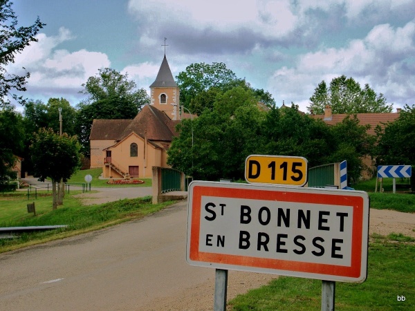 Bienvenue à Saint Bonnet-71.
