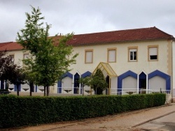 Photo paysage et monuments, Saint-Germain-du-Bois - Saint Germain du bois-71-groupe scolaire.1