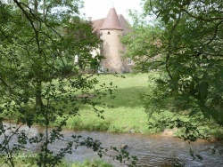 Photo paysage et monuments, Saint-Racho - Au bord du Sornin, le chateau de Chevannes.