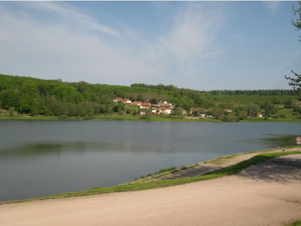 Photo Saint-Sernin-du-Bois - L'étang