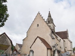 Photo paysage et monuments, Saint-Sernin-du-Plain - église saint saturnin
