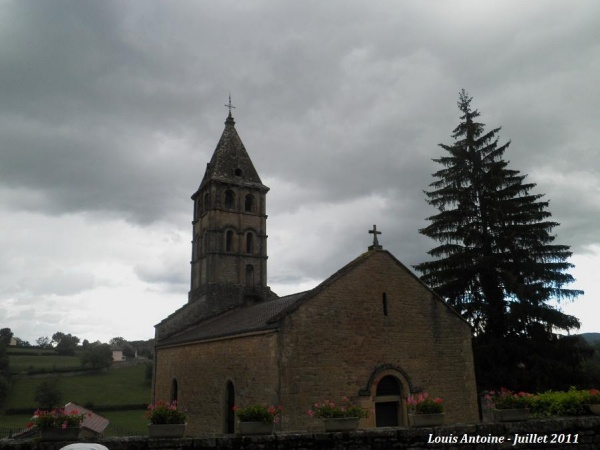 Photo Vareilles - Eglise romane de Vareilles (fin 12e siècle)