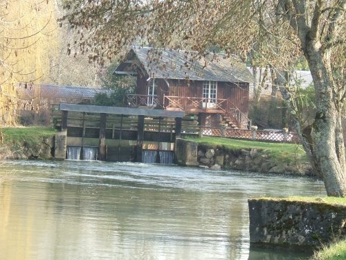 Photo La Chartre-sur-le-Loir - Petit bras du Loir