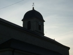 Photo paysage et monuments, La Chartre-sur-le-Loir - Contre jour de l'église