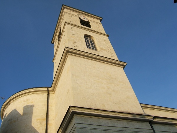 Photo La Chartre-sur-le-Loir - Clocher de l'église