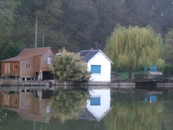 Photo paysage et monuments, La Chartre-sur-le-Loir - Reflet sur le Loir