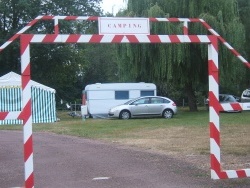 Photo paysage et monuments, Ruillé-sur-Loir - Entrée du camping de Ruillé sur le Loir