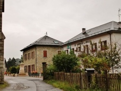 Photo paysage et monuments, Bourget-en-Huile - La Commune