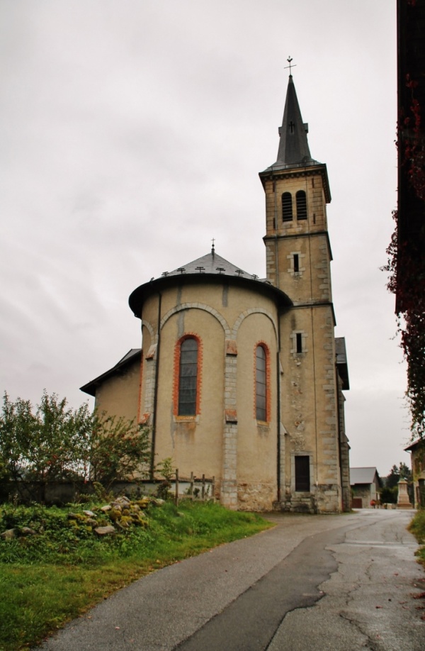 Photo Bourget-en-Huile - L'église