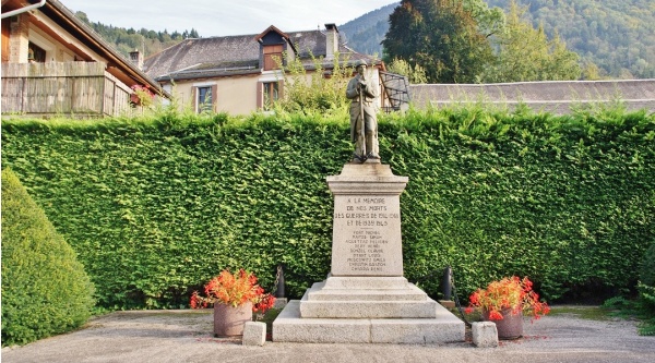 Photo Chamoux-sur-Gelon - Monument-aux-Morts