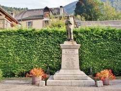 Photo paysage et monuments, Chamoux-sur-Gelon - Monument-aux-Morts
