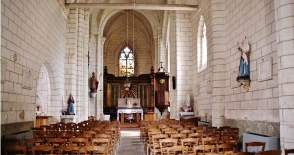 Photo La Chapelle-Blanche - Interieure de L'église