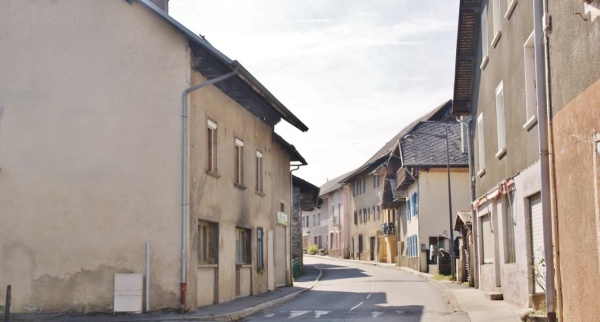 Photo Coise-Saint-Jean-Pied-Gauthier - La Commune